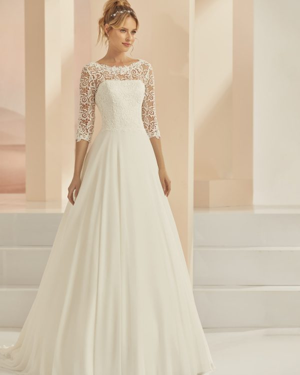 Brautkleid Boho & Vintage mit Spitzenoberteil und 3/4-Ärmeln in A-Linie – elegante Frontansicht