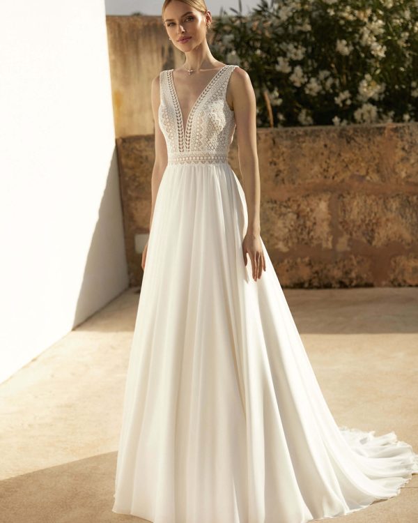 Boho & Vintage Brautkleid mit V-Ausschnitt und transparentem Spitzenoberteil